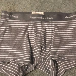 Preowned Men’s Abercrombie and Fitch boxer-briefs
